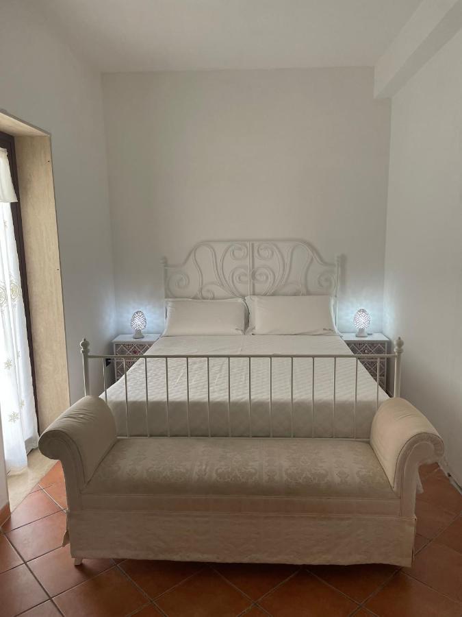 Bed and Breakfast Salentina White House à Lecce Extérieur photo